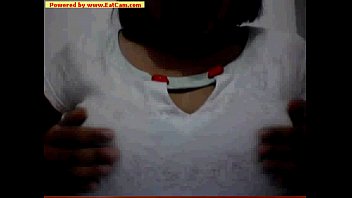 dora de camiseta branca1